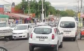 Choque en la avenida principal de Las Trancas