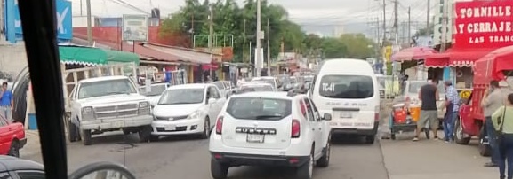 Choque en la avenida principal de Las Trancas