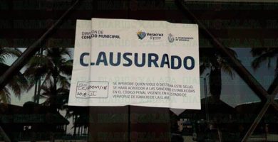 Clausura temporal a comercios en Xalapa