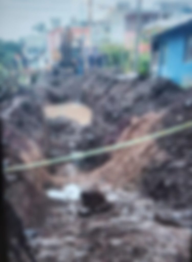 Dos personas sepultadas por un alud de tierra en la calle Quetzalcoatl, Xalapa - Portal Comunicación Veracruzana